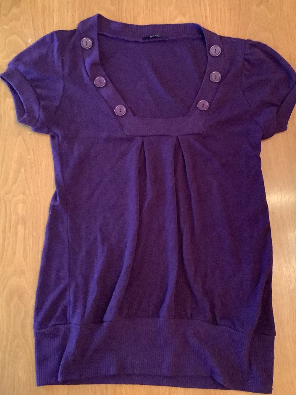 Women's Purple Button-Accent Short Sleeve Knit Top